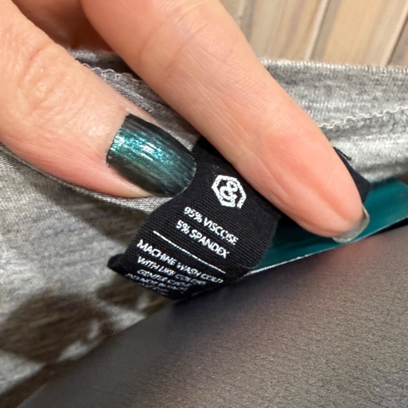 Agnes & Dora Light Gray Long Sleeve Tee - Picture 6 of 6